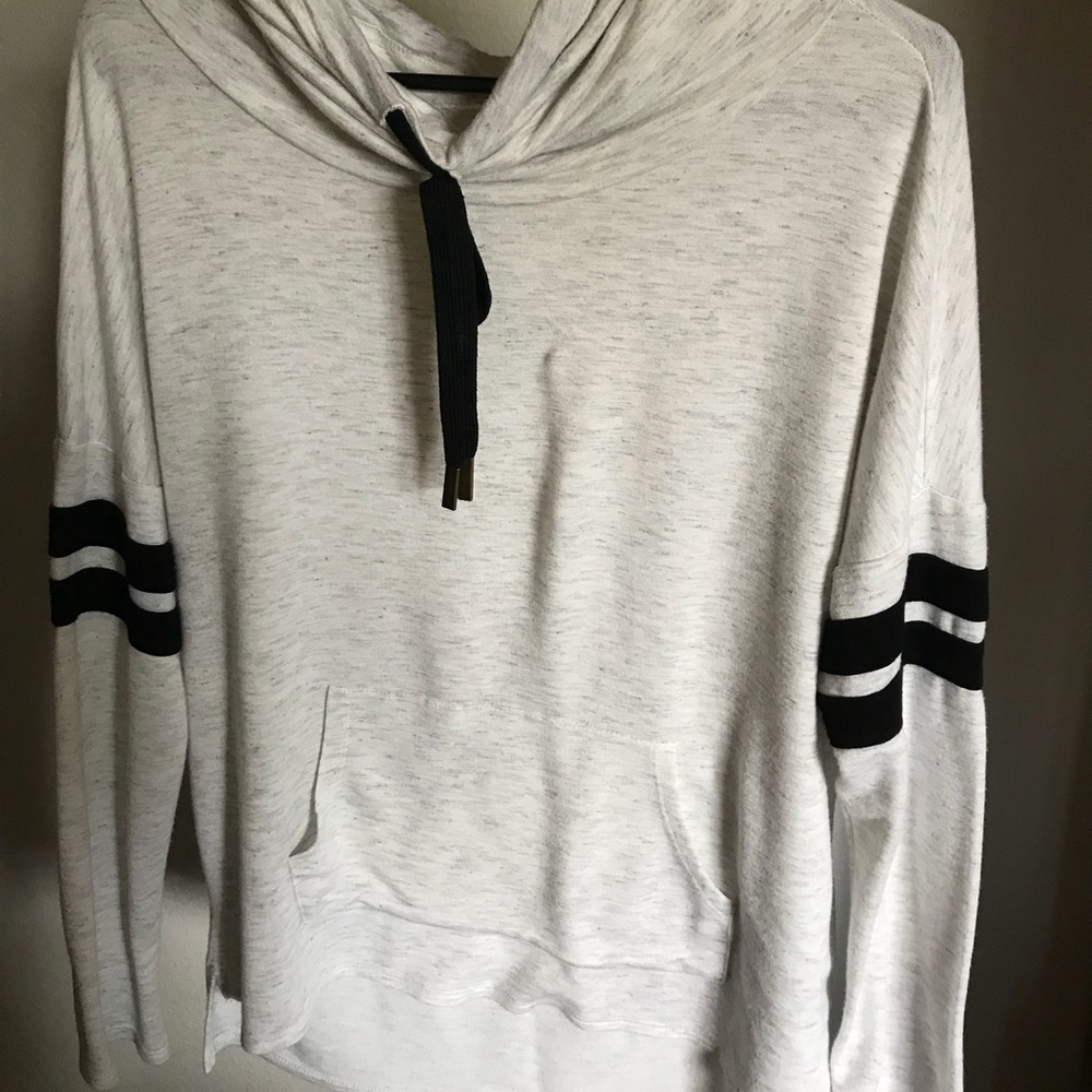 Heather gray and black loose sweatshirt